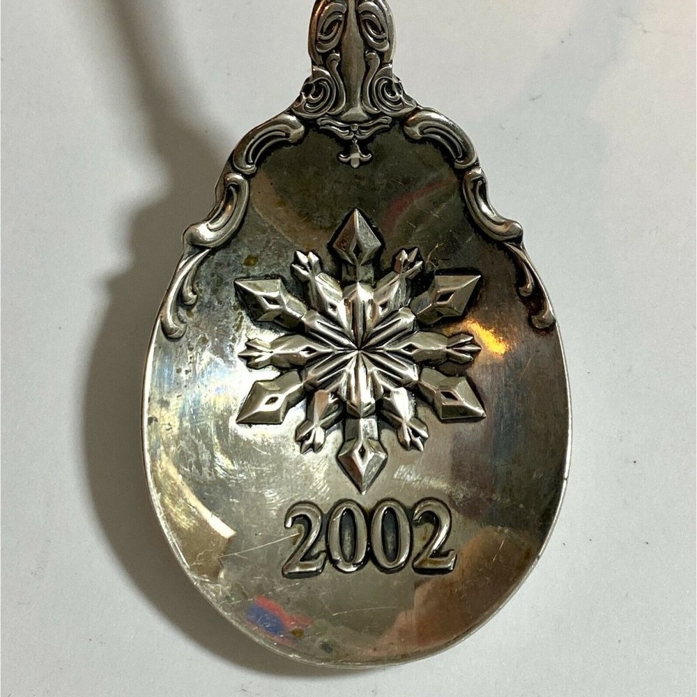Gorham 2002 Sterling Silver Spoon Snowflake Serving Chantilly Holiday 43.3g
